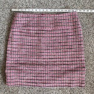 Tahari Arthur S. Levine women's tweed skirt size 12 straight pink